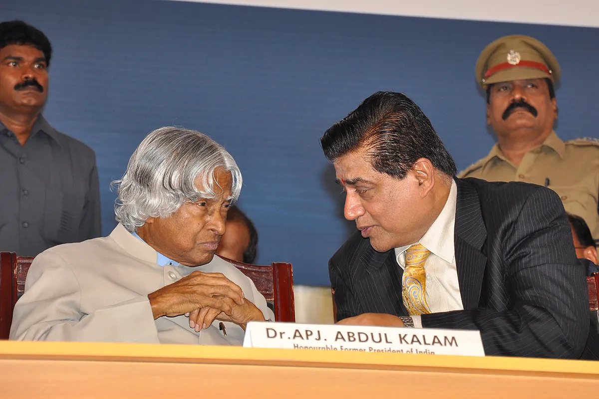Dr. V. Karthikeyan